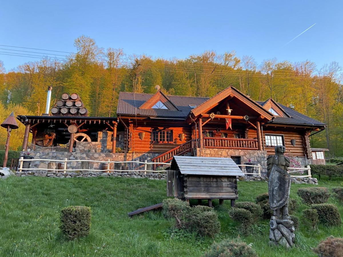 Villa Koliba U Rytiera Zvolen Exterior foto
